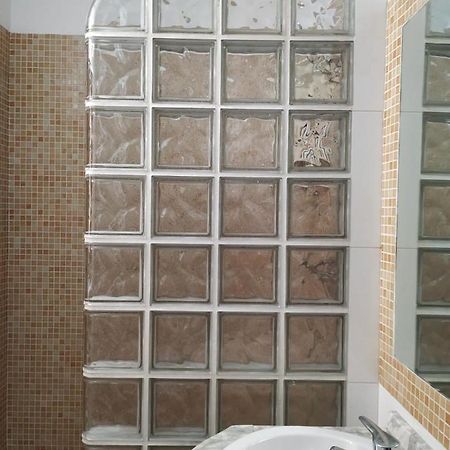 Appartement Bonito Apartamento Con Encanto En Casco Antiguo Ron 7 Valenciayole Extérieur photo